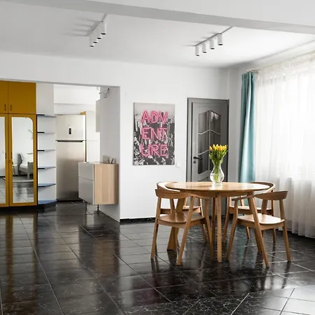 Apartment Spacious Ultracentral